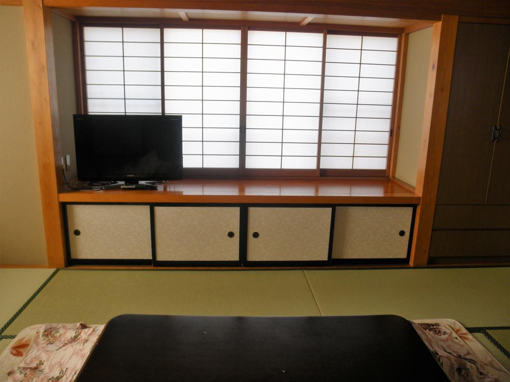 Haranoya Hotel Oshino Exterior photo